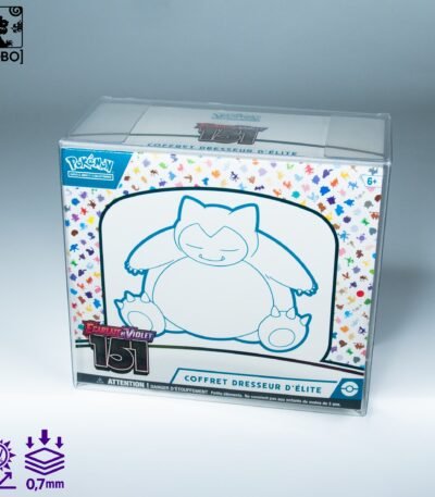 Front view of MOBO Crystal Box Pokémon ETB Protector – Transparent 0.7 mm PET case for sealed Elite Trainer Boxes.