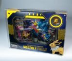 Front view of MOBO Crystal Box Pokémon Jolteon Premium Collection Protector – Transparent 0.6 mm PET case for sealed Jolteon box